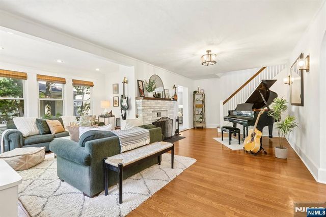 243 Lincoln Avenue, Ridgewood, NJ 07450