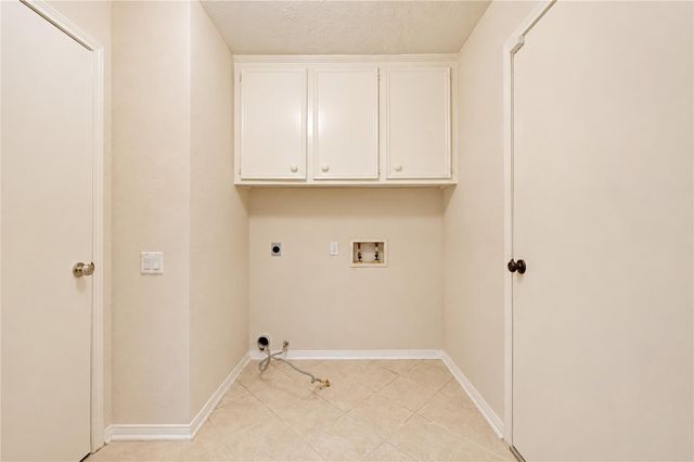 2122 Woodland Springs Street, Houston, TX 77077