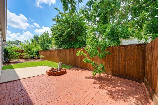 2122 Woodland Springs Street, Houston, TX 77077