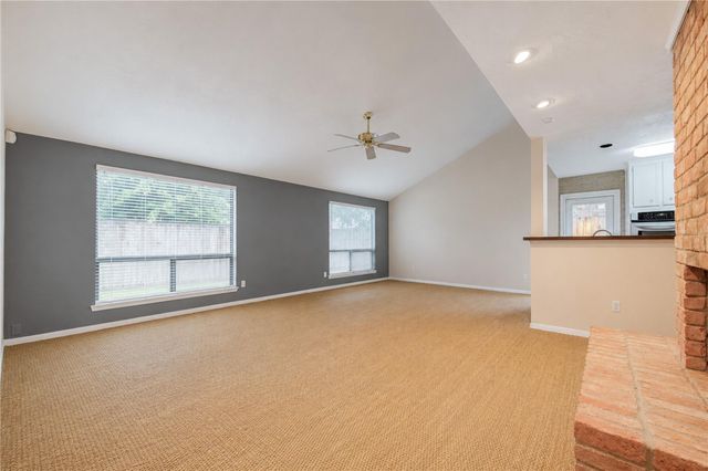 2122 Woodland Springs Street, Houston, TX 77077