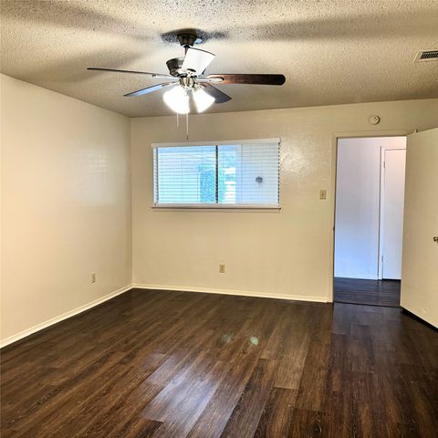 628 Taylor Court, Duncanville, TX 75137