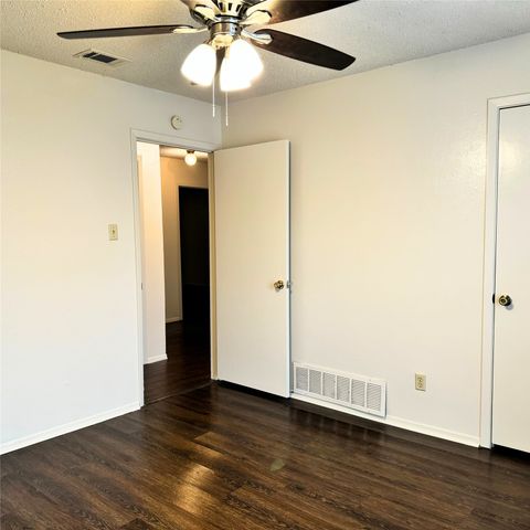 628 Taylor Court, Duncanville, TX 75137