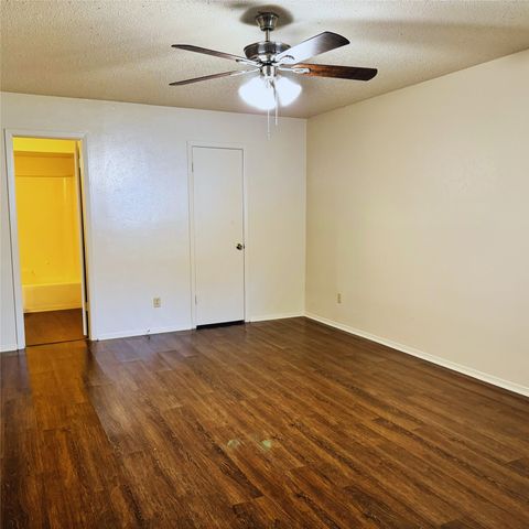 628 Taylor Court, Duncanville, TX 75137