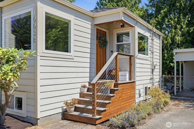 10038 13th Avenue NW, Seattle, WA 98177