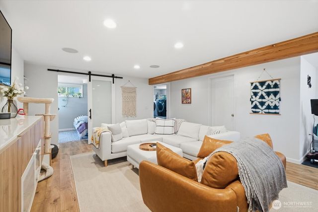10038 13th Avenue NW, Seattle, WA 98177