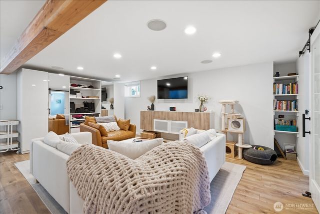 10038 13th Avenue NW, Seattle, WA 98177