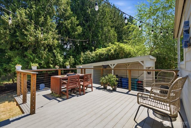 10038 13th Avenue NW, Seattle, WA 98177