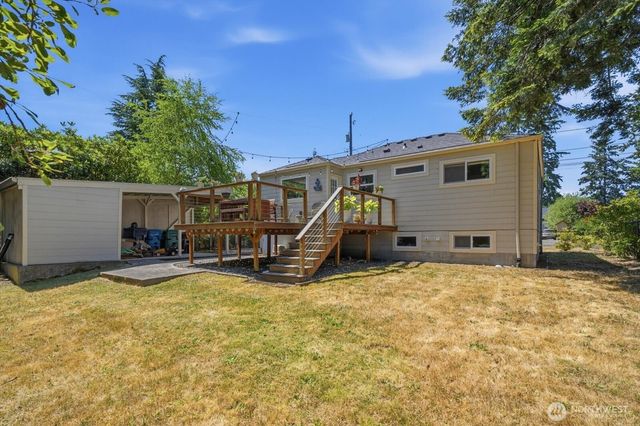 10038 13th Avenue NW, Seattle, WA 98177
