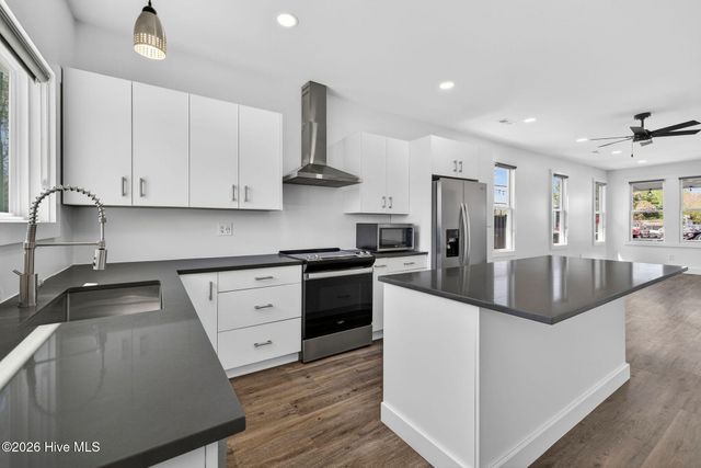 1518 Castle Street, Wilmington, NC 28401