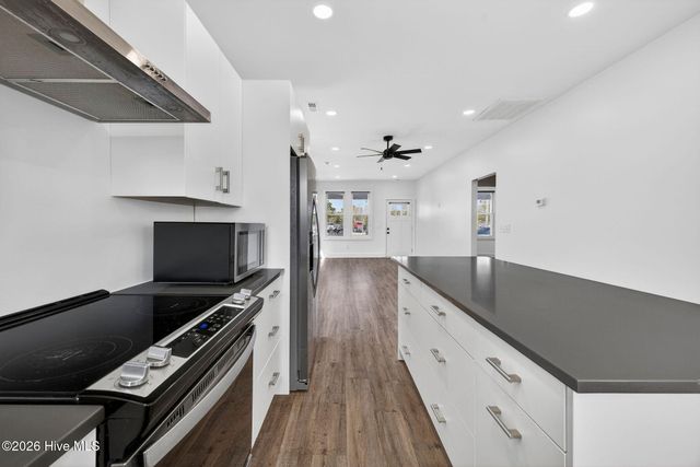 1518 Castle Street, Wilmington, NC 28401