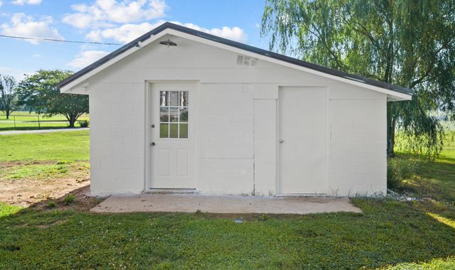6606 Old Tullahoma Rd, Winchester, TN 37398