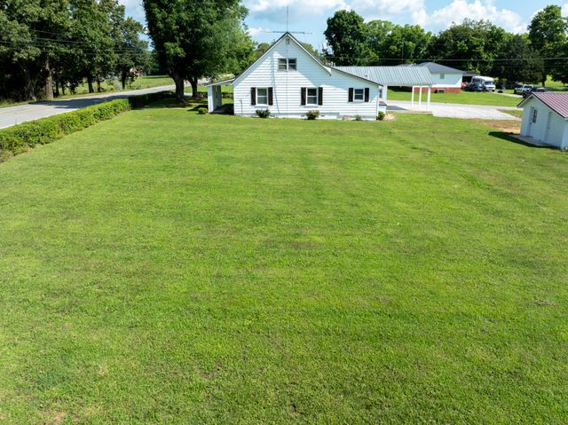 6606 Old Tullahoma Rd, Winchester, TN 37398