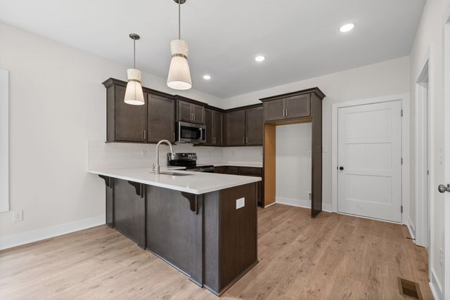 3028 Timberdale Dr, Clarksville, TN 37042
