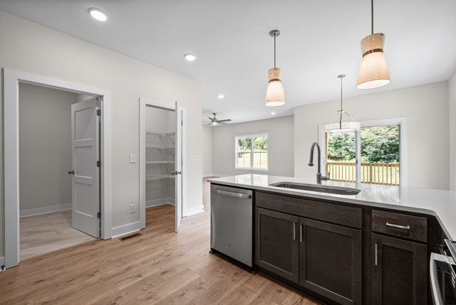 3028 Timberdale Dr, Clarksville, TN 37042