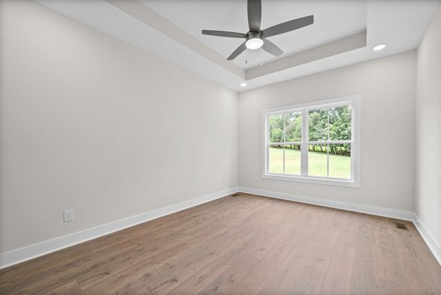 3028 Timberdale Dr, Clarksville, TN 37042