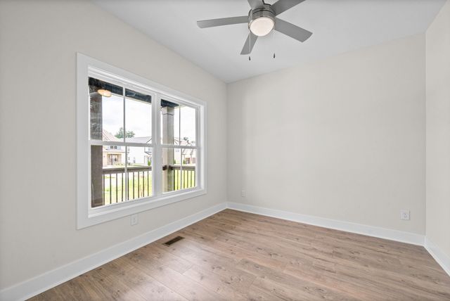 3028 Timberdale Dr, Clarksville, TN 37042