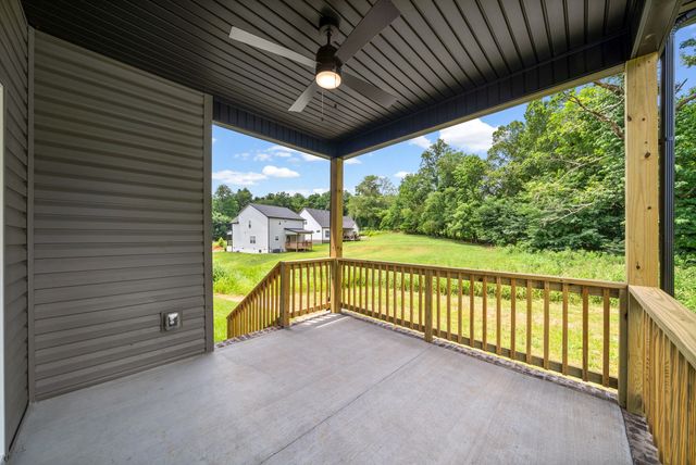 3028 Timberdale Dr, Clarksville, TN 37042