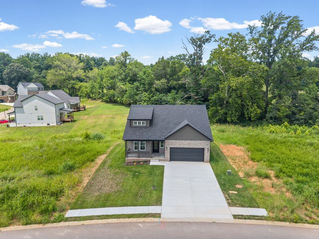 3028 Timberdale Dr, Clarksville, TN 37042