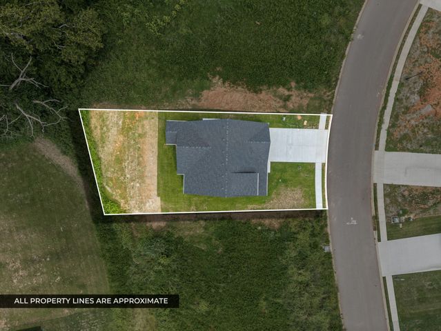 3028 Timberdale Dr, Clarksville, TN 37042