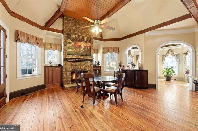 983 Little Darby Lane, Suwanee, GA 30024