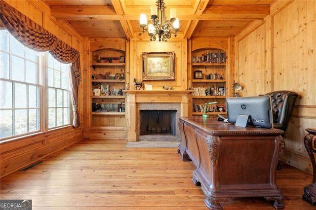 983 Little Darby Lane, Suwanee, GA 30024