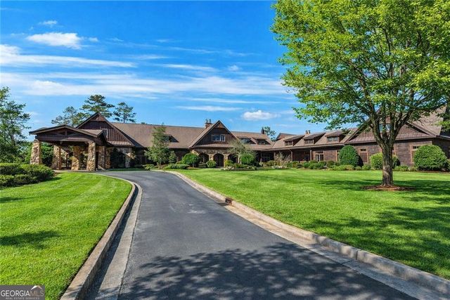 983 Little Darby Lane, Suwanee, GA 30024