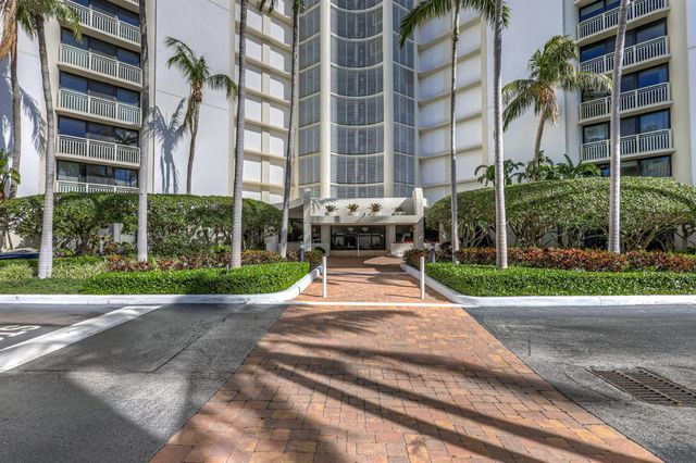 3000 N Ocean Avenue, Riviera Beach, FL 33404