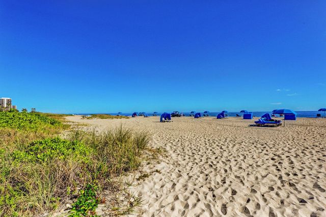 3000 N Ocean Avenue, Riviera Beach, FL 33404