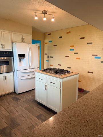 7725 Shireman Road, Poseyville, IN 47633