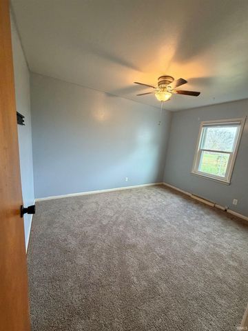 7725 Shireman Road, Poseyville, IN 47633