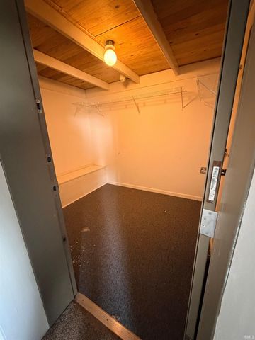 7725 Shireman Road, Poseyville, IN 47633