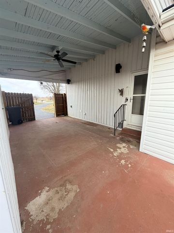 7725 Shireman Road, Poseyville, IN 47633