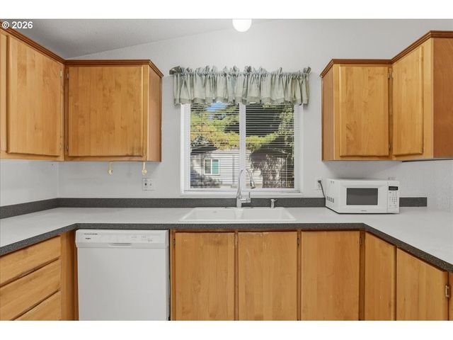 10400 Ne 72ND Ave 16, Vancouver, WA 98686