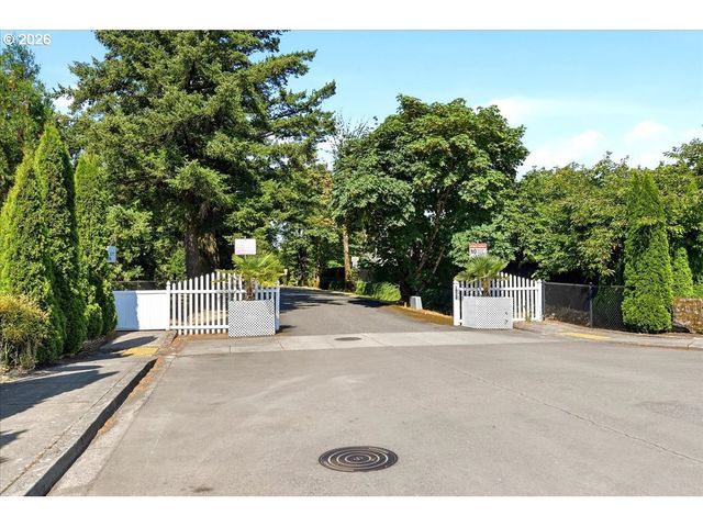 10400 Ne 72ND Ave 16, Vancouver, WA 98686