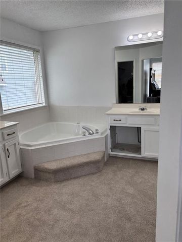 7203 E 133rd Circle, Grandview, MO 64030