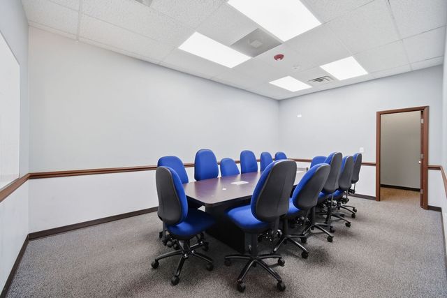 944 E Roosevelt Road, West Chicago, IL 60185