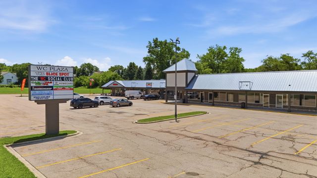 944 E Roosevelt Road, West Chicago, IL 60185