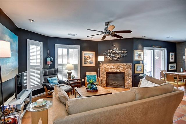 510 24th St Apt 102, Virginia Beach, VA 23451