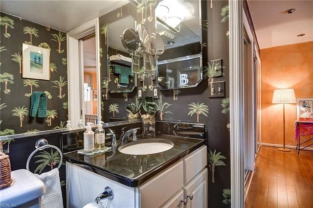 510 24th St Apt 102, Virginia Beach, VA 23451