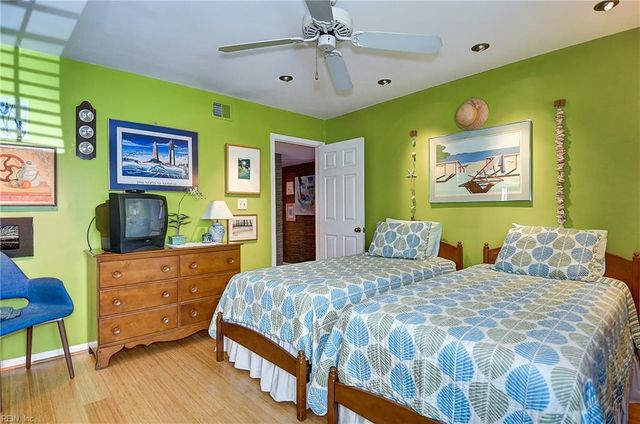 510 24th St Apt 102, Virginia Beach, VA 23451