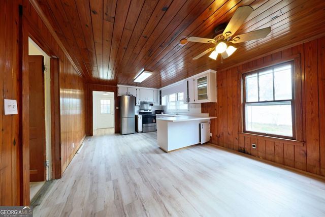 308 Church Street, Hahira, GA 31632