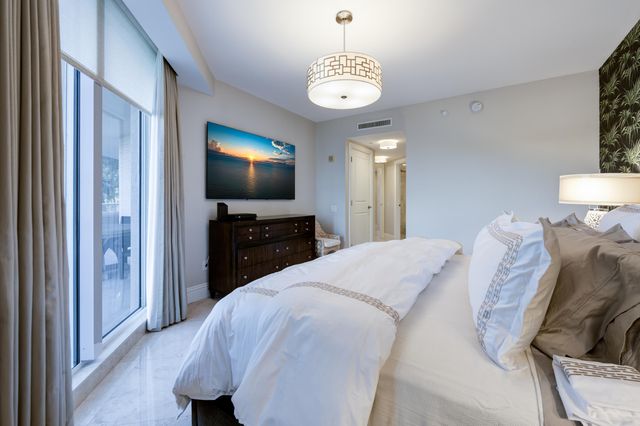 2700 N Ocean Drive 306b, Singer Island, FL 33404