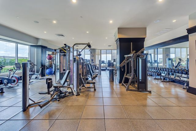 2700 N Ocean Drive 306b, Singer Island, FL 33404