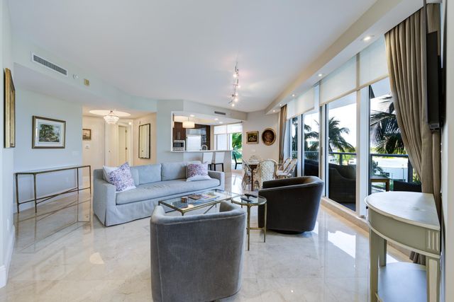 2700 N Ocean Drive 306b, Singer Island, FL 33404