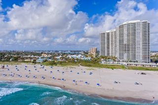 2700 N Ocean Drive 306b, Singer Island, FL 33404