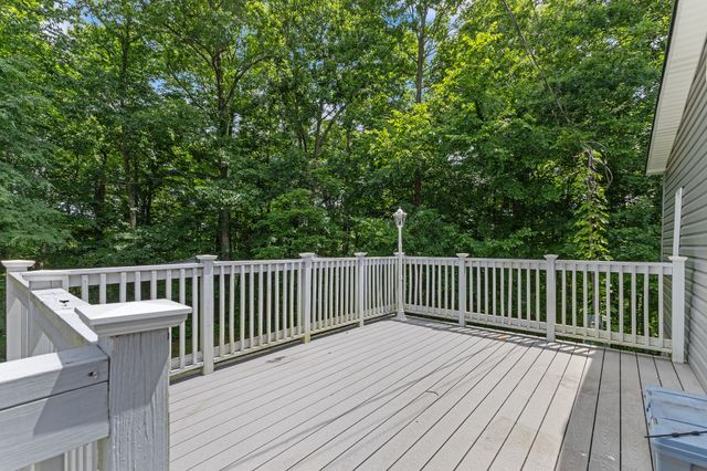 1022 Dogwood Ln, Kingston Springs, TN 37082
