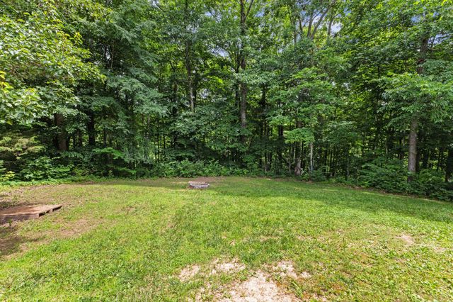 1022 Dogwood Ln, Kingston Springs, TN 37082