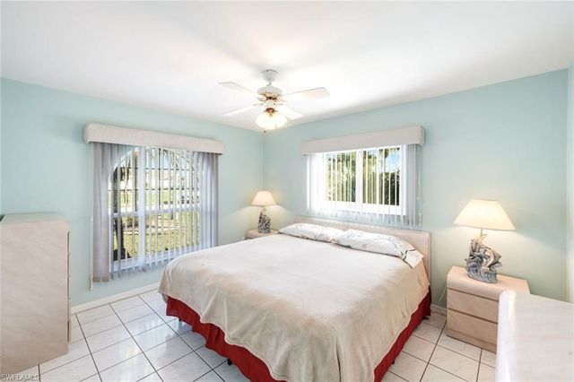 3034 SE 10th PL, Cape Coral, FL 33904