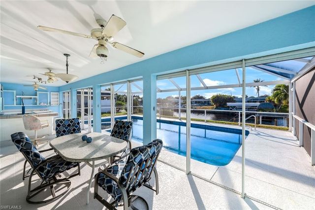 3034 SE 10th PL, Cape Coral, FL 33904