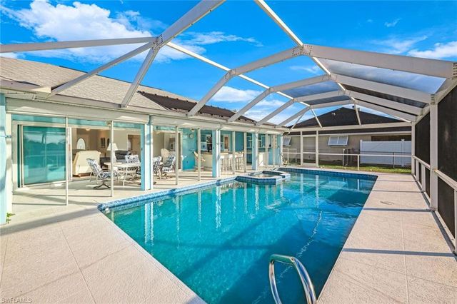 3034 SE 10th PL, Cape Coral, FL 33904